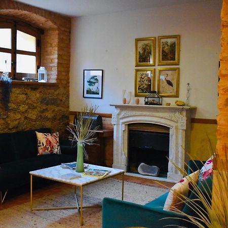 Hostal La Colonial マドリガル・デ・ラ・ベラ エクステリア 写真
